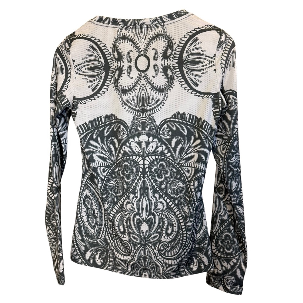 Prana Women’s Breathe Gray White Patterned Athletic Long Sleeve T sz S - Picture 2 of 10